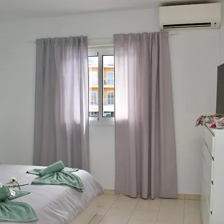 아파트 Rooftop Ocean View Big Terrace 칼라오살바헤