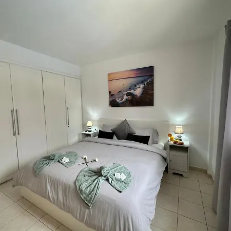 شقة Rooftop Ocean View Big Terrace كالاو سالفاجي