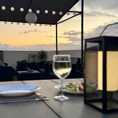 شقة Rooftop Ocean View Big Terrace *