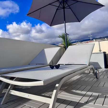 شقة Rooftop Ocean View Big Terrace كالاو سالفاجي